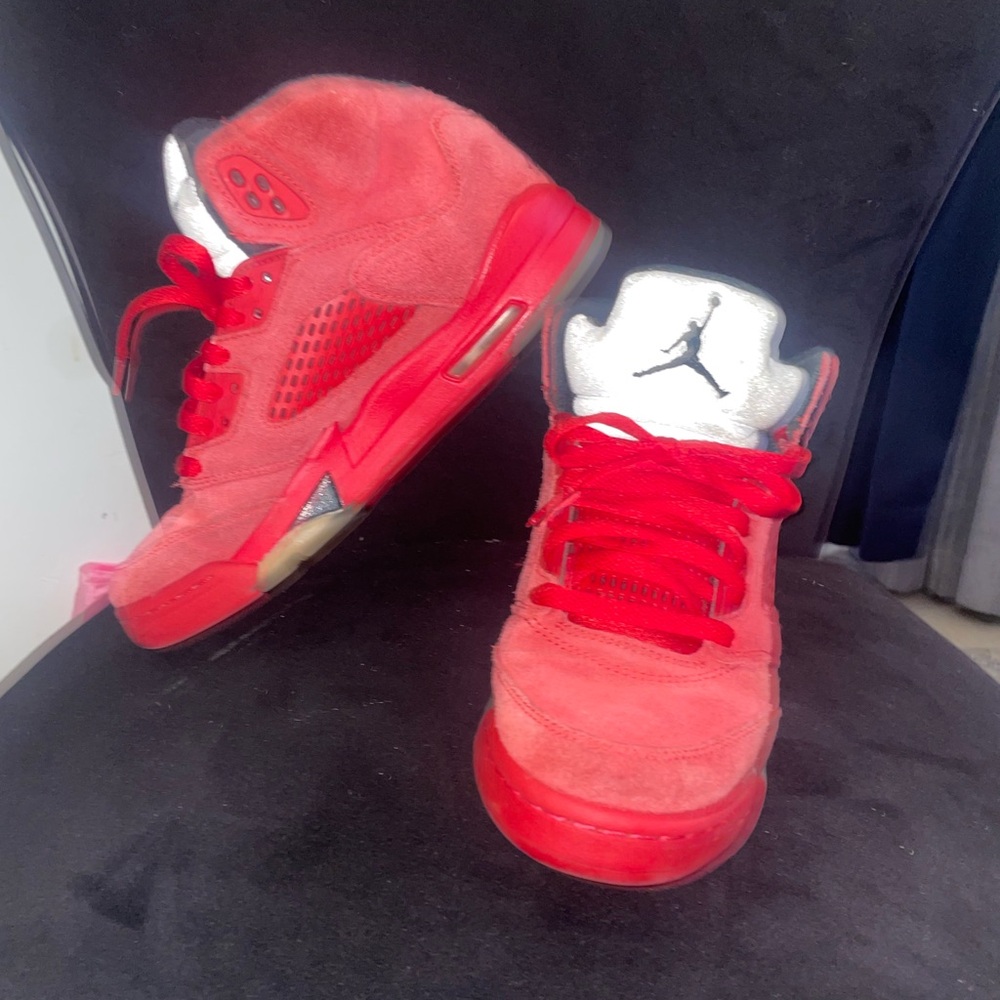 Air Jordan 5’s size 6Y